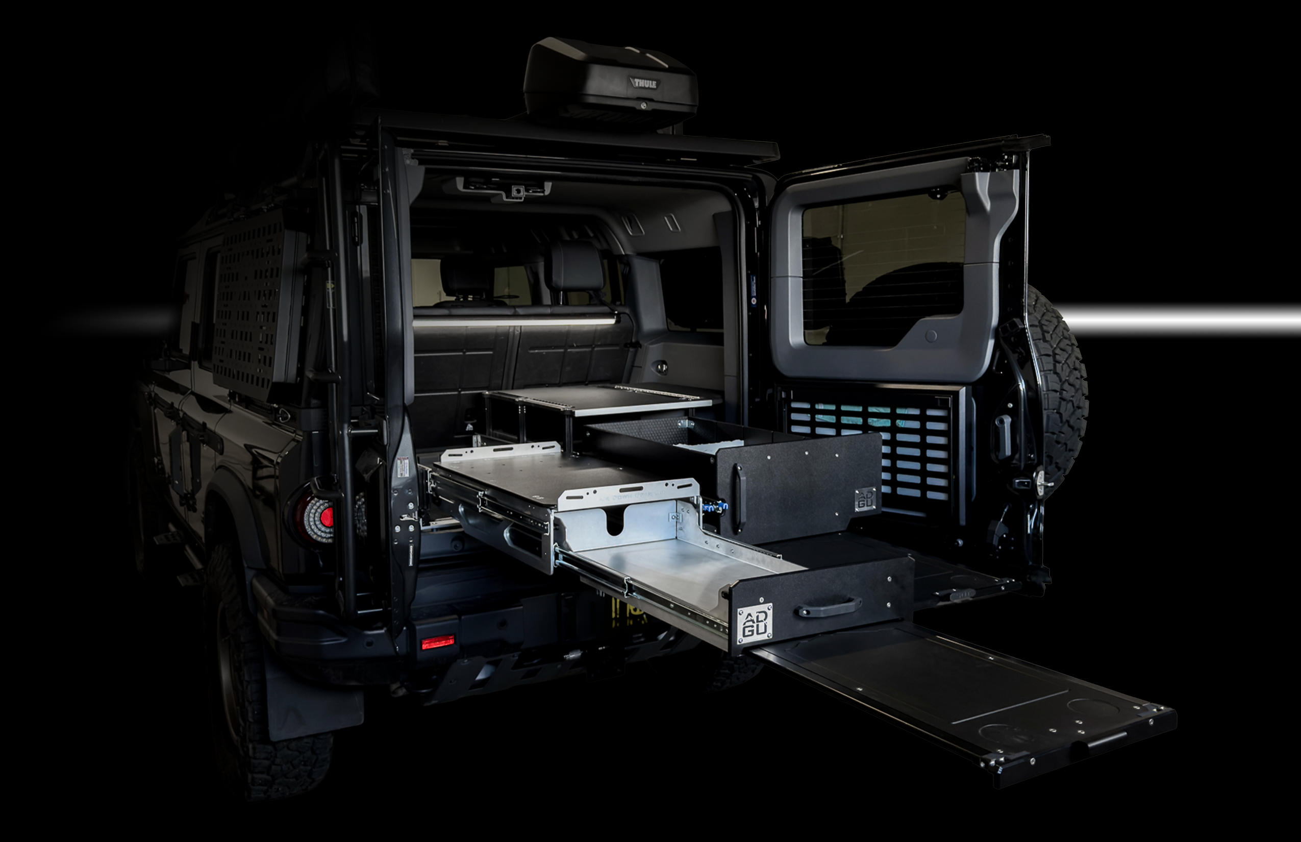 Grenadier_Advanced_Fridge_Slide_W_O_Text_b39ba9a9-0914-4b4f-b75f-14cb17b06c34.png