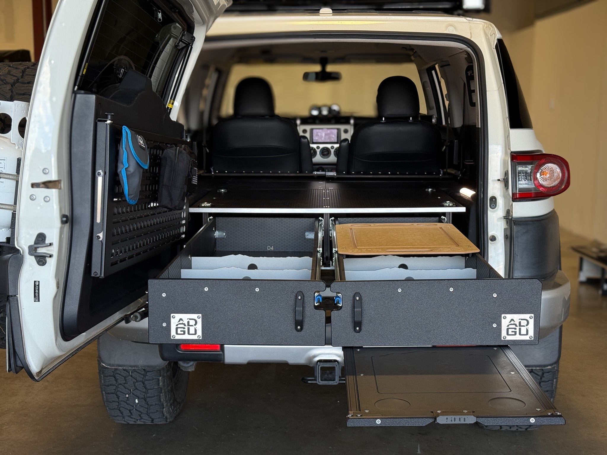 FJ Cruiser - Full 2nd Row Delete - Mega Drawers